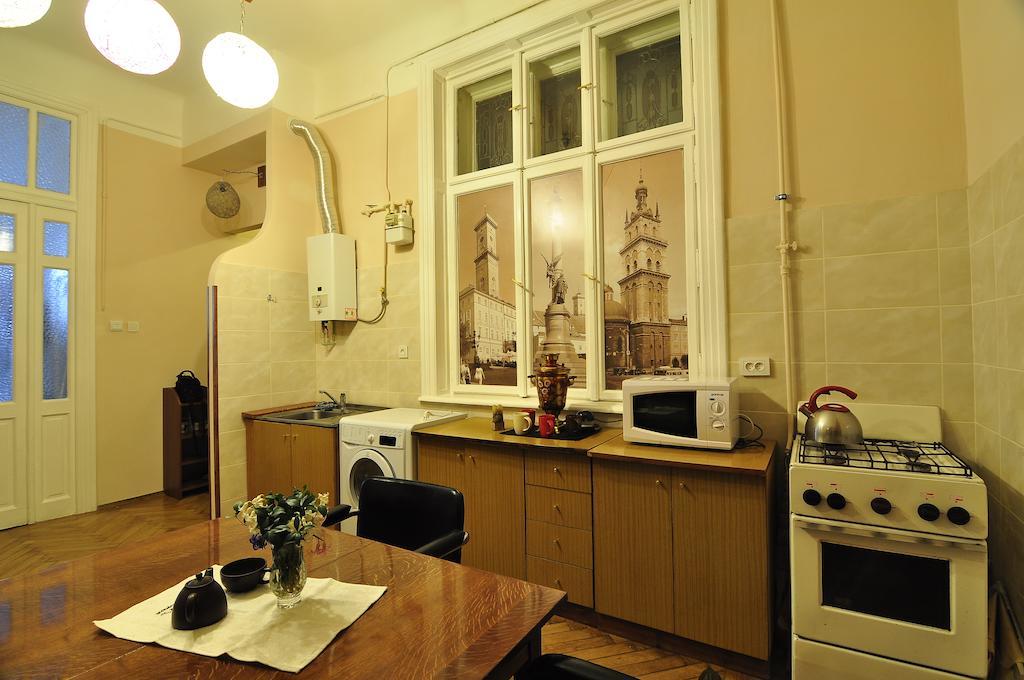 Voyager Hostel Λβιβ Εξωτερικό φωτογραφία