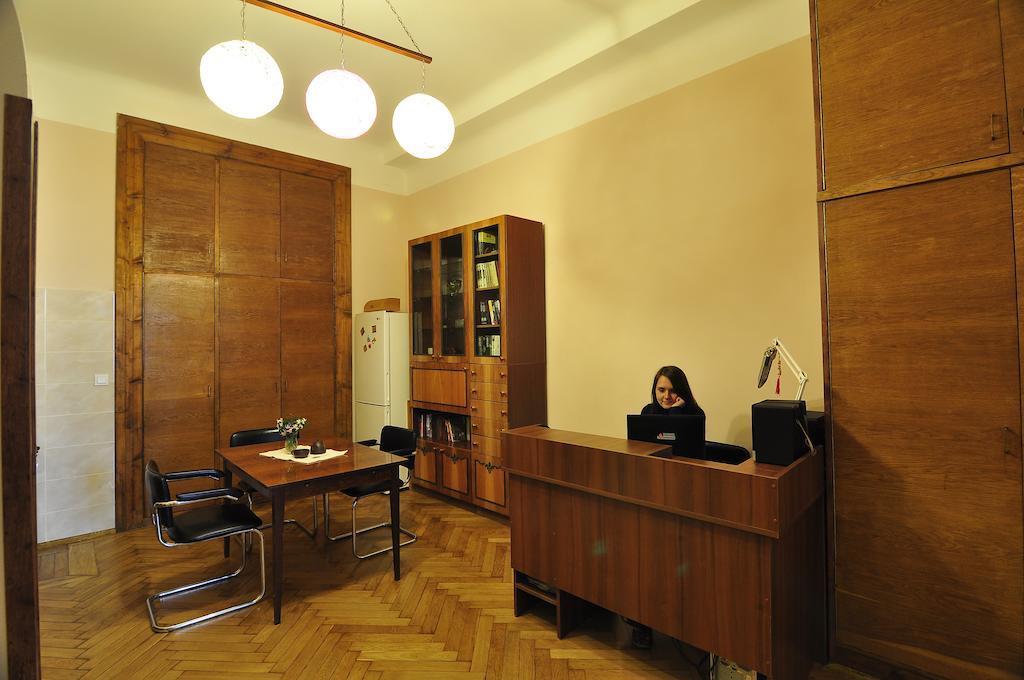 Voyager Hostel Λβιβ Εξωτερικό φωτογραφία