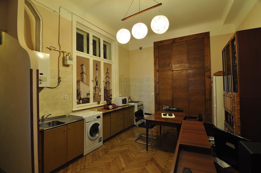 Voyager Hostel Λβιβ Εξωτερικό φωτογραφία