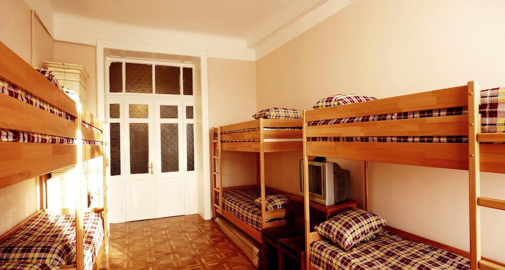 Voyager Hostel Λβιβ Δωμάτιο φωτογραφία